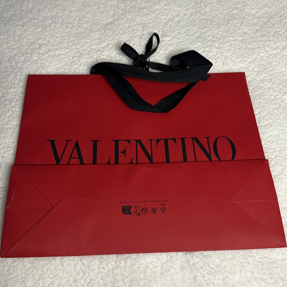 Valentino Red Luxury Shopping Bag - Picture 2 of 7